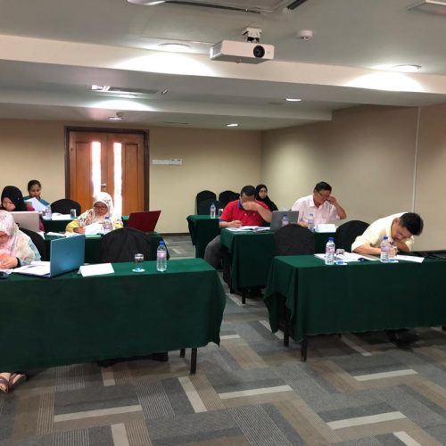 PHOTO-2018-12-06-08-23-18